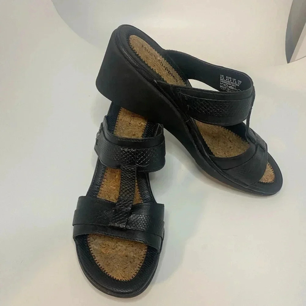 Hush Puppies - Black Wedge sandals - 9.5